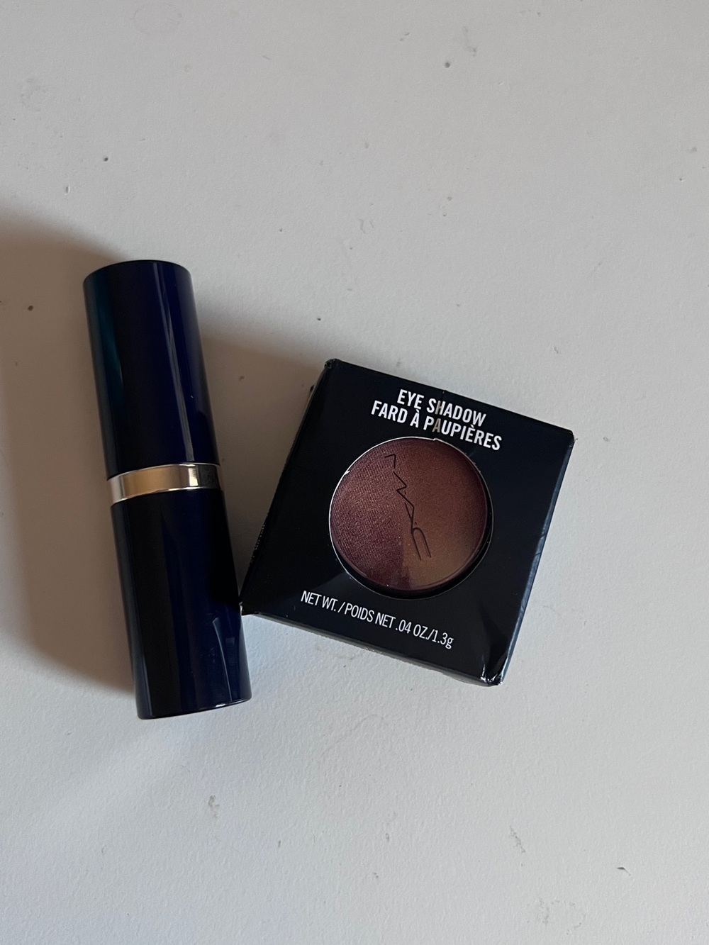 New! MAC Cosmetics Eyeshadow + Estee lauder lipstick
